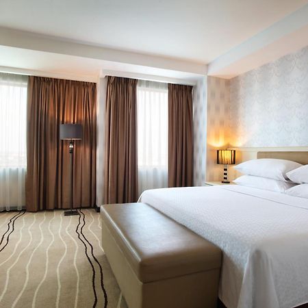 Four Points By Sheraton Medan Kültér fotó