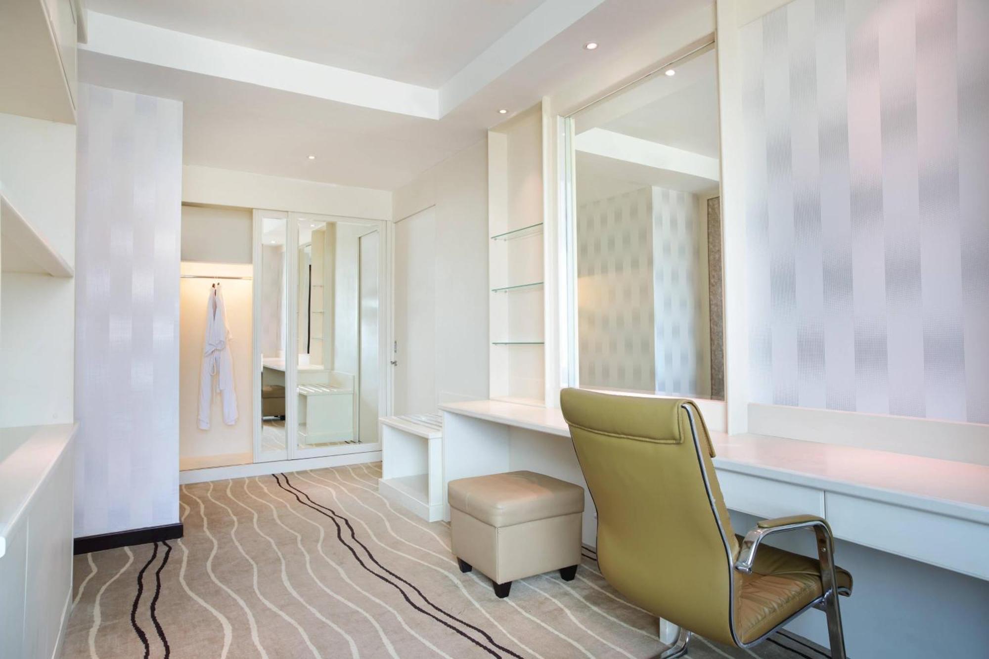 Four Points By Sheraton Medan Kültér fotó