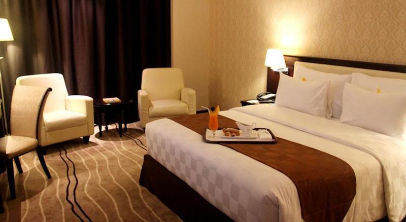 Four Points By Sheraton Medan Kültér fotó